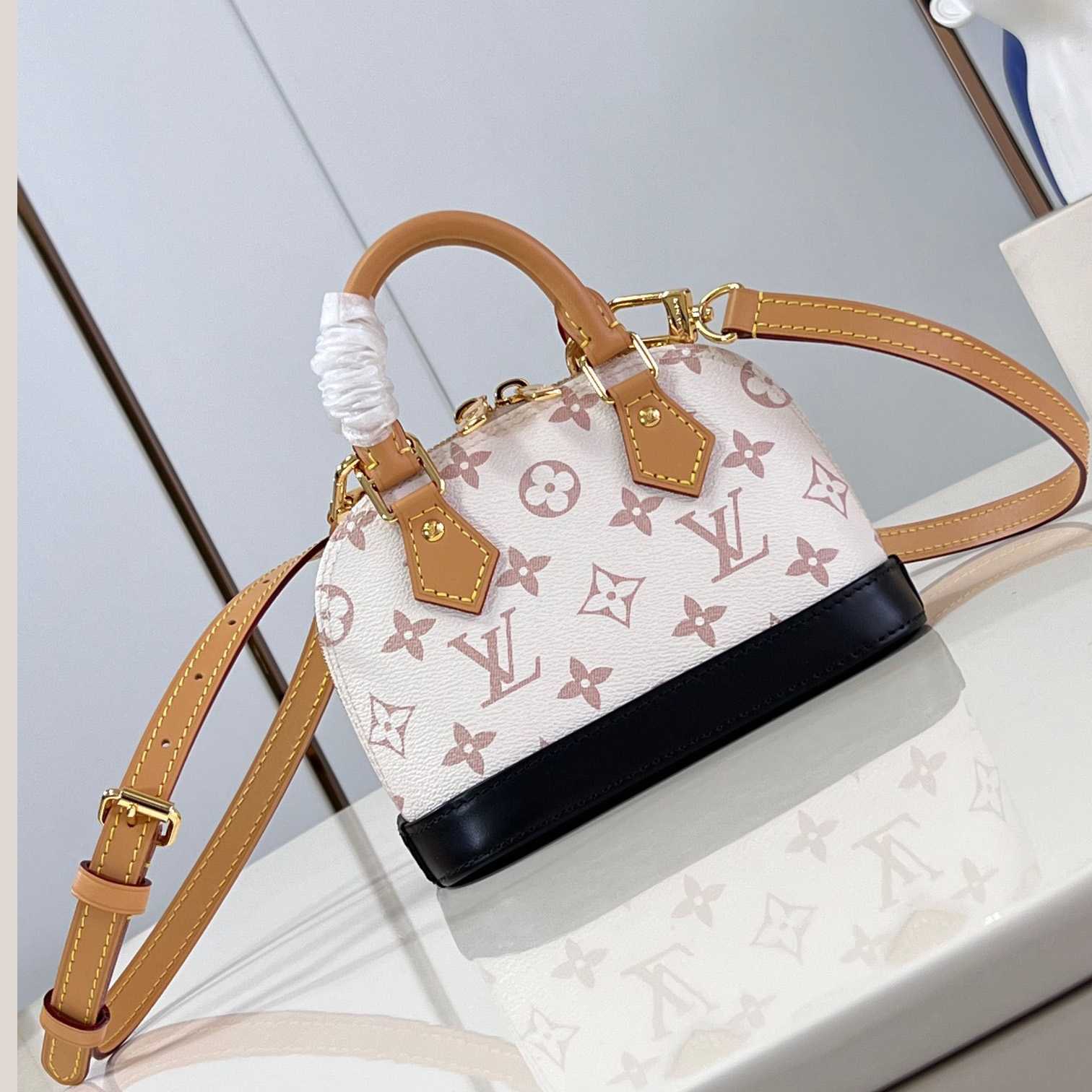 Louis Vuitton Nano Alma   M46895 - PerfectKickZ