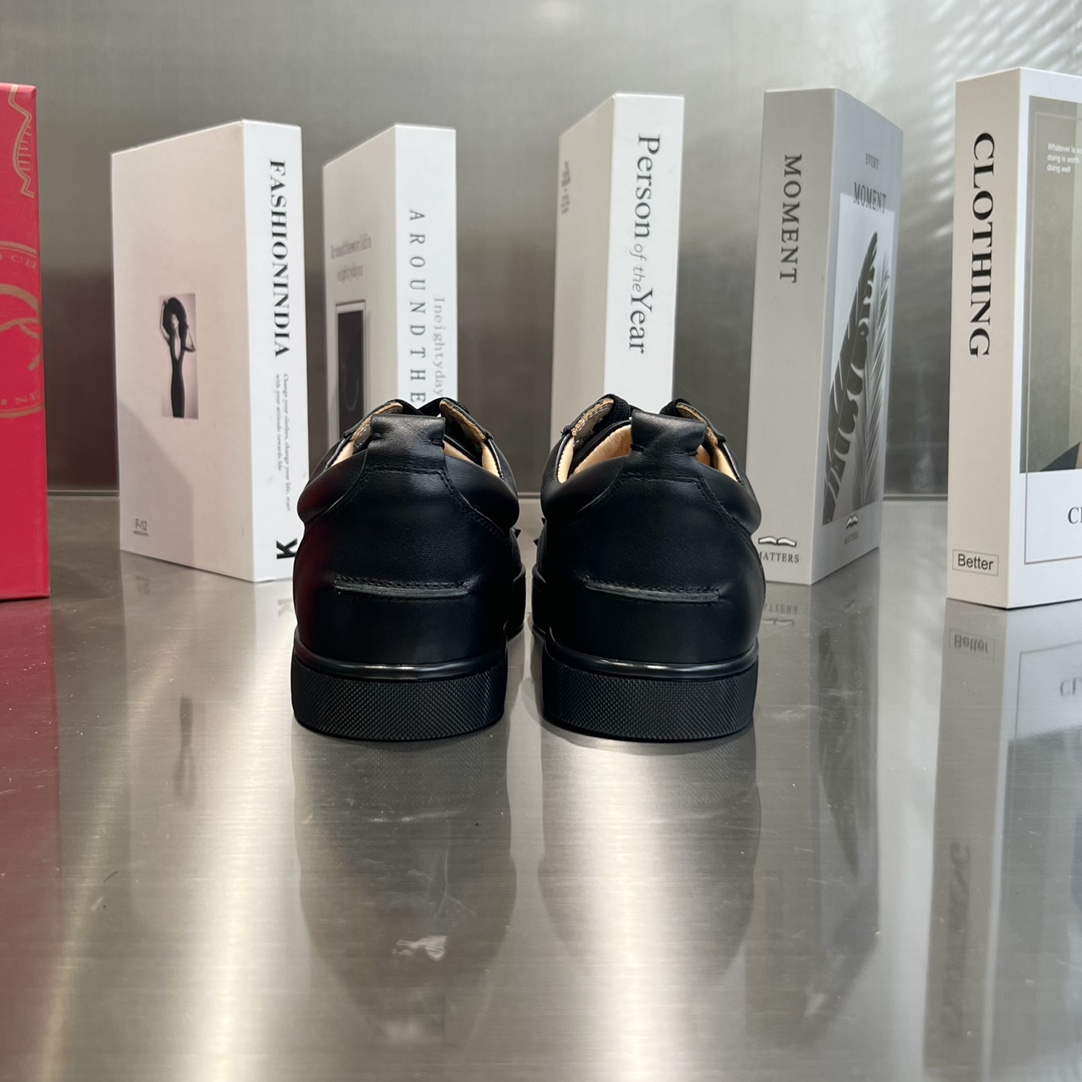 Christian Louboutin Louis Junior Spikes - PerfectKickZ