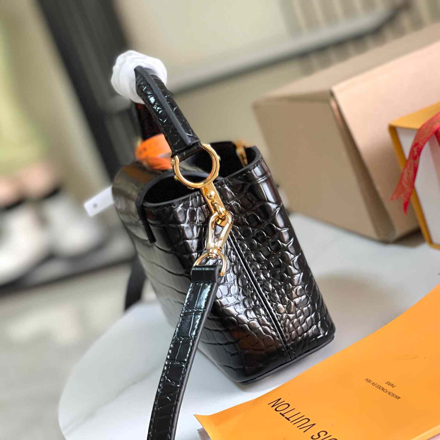 Louis Vuitton Capucines Mini     N93429 - PerfectKickZ