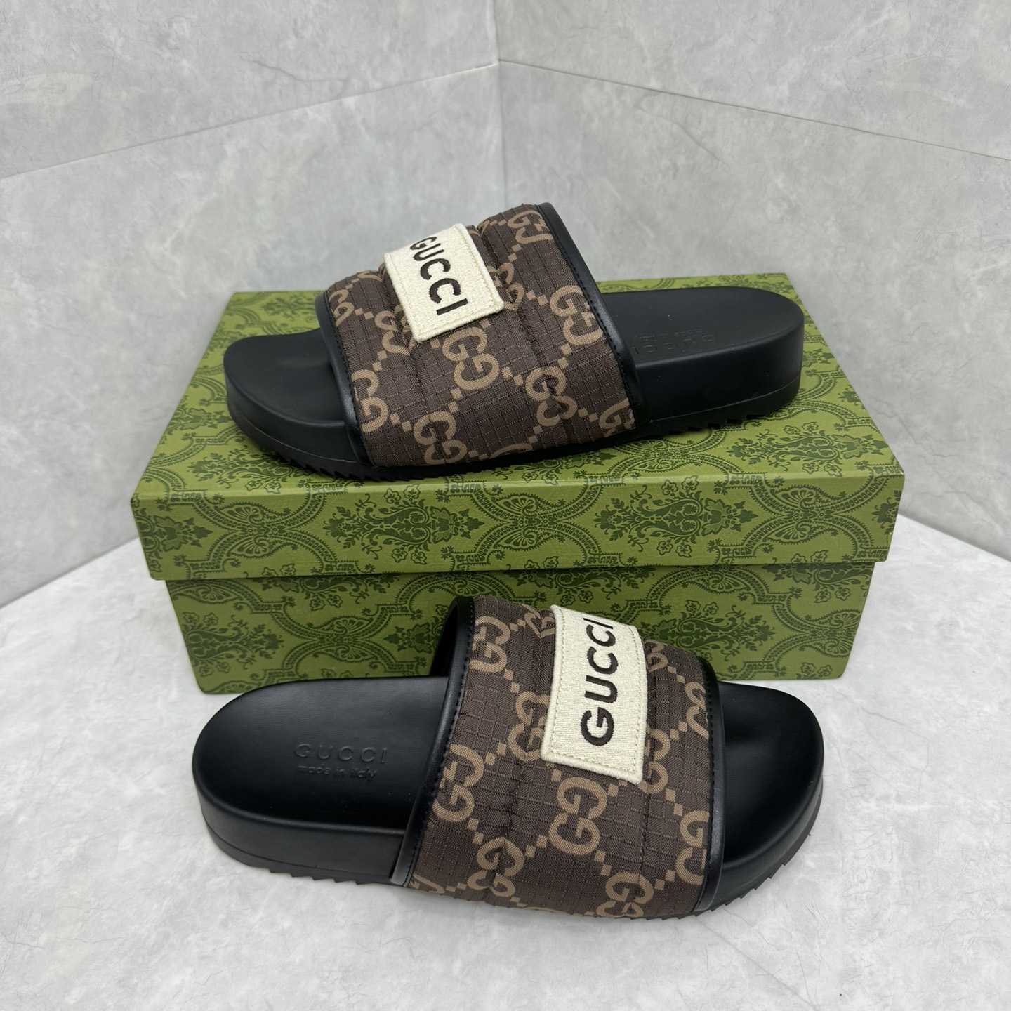 Gucci GG Slide Sandal - 