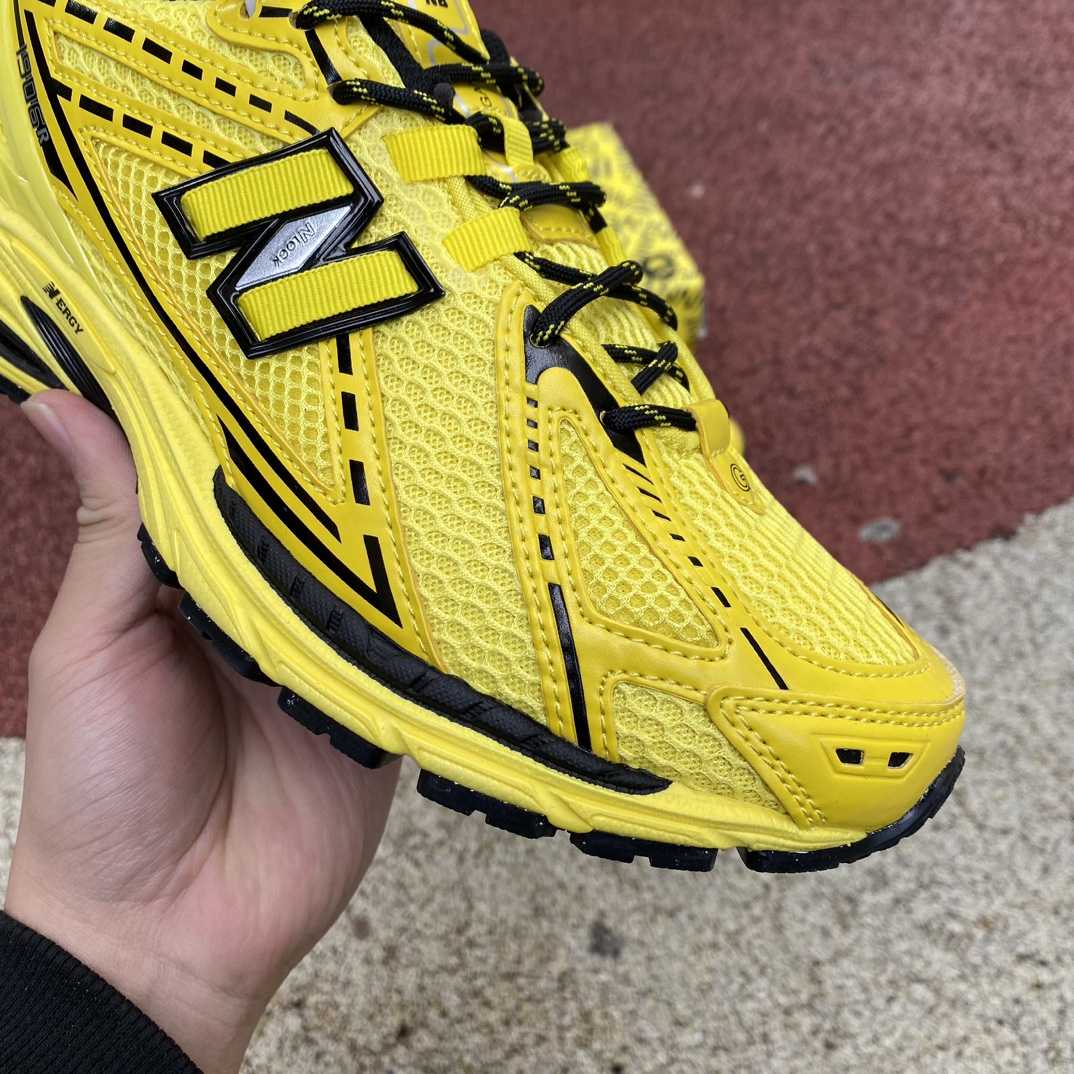 GANNI x New Balance 1906R Sneakers      M1906RGA - PerfectKickZ