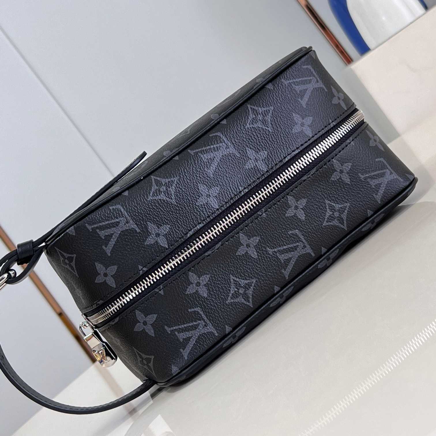 Louis Vuitton Locker Dopp Kit   M83113 - PerfectKickZ