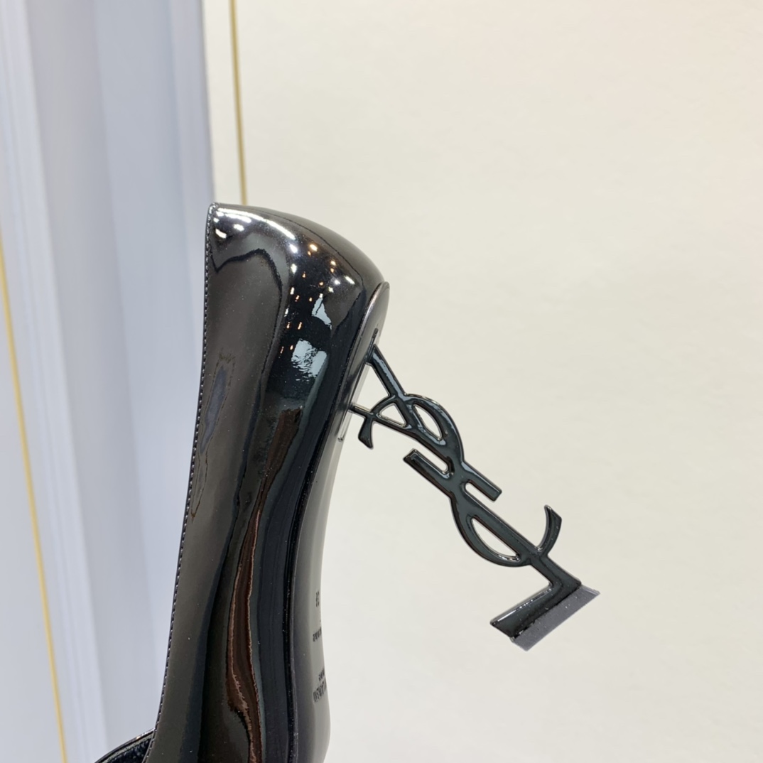 Saint Laurent Logo-heel Leather Pumps - PerfectKickZ