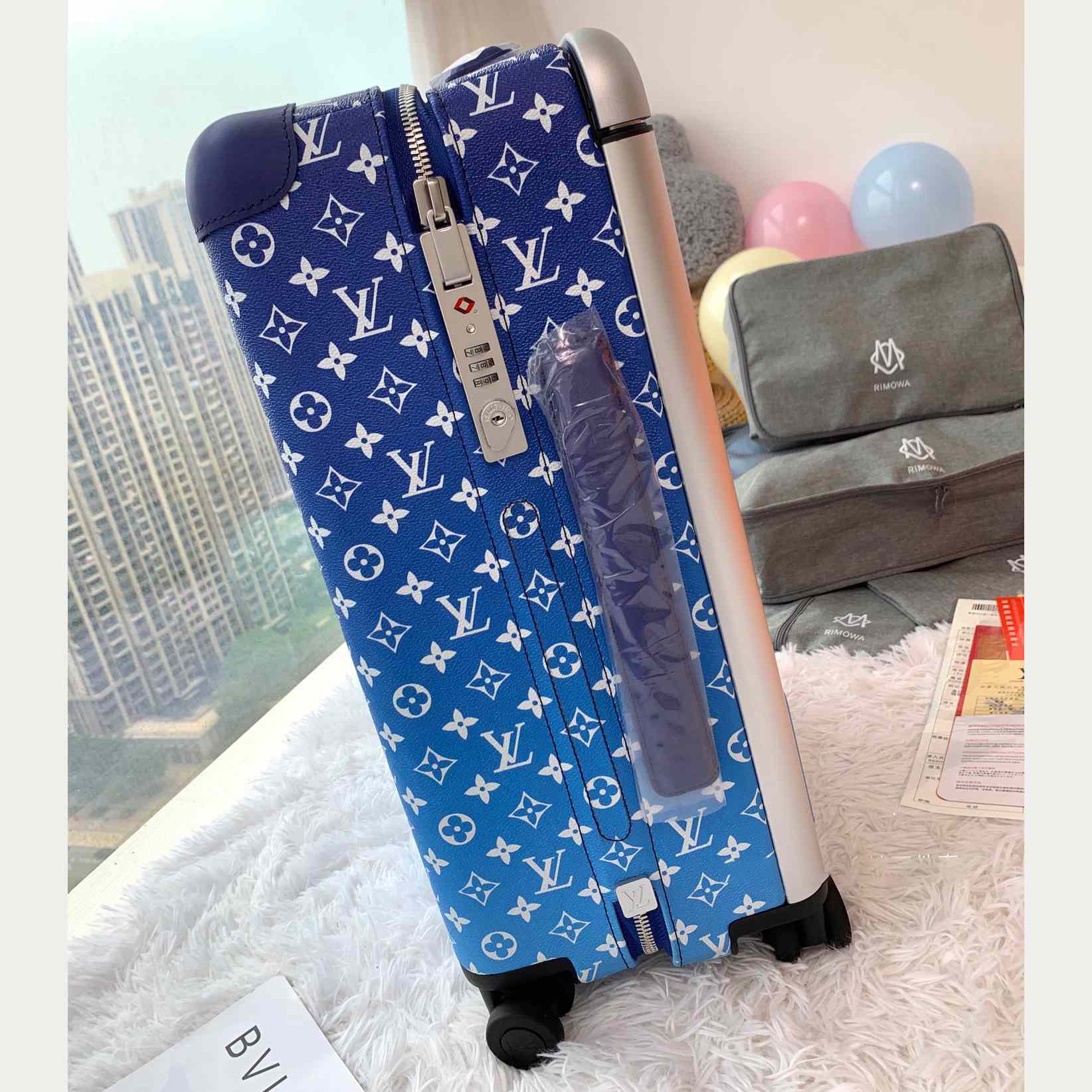Louis Vuitton Horizon Clouds Monogram 55 Blue - PerfectKickZ