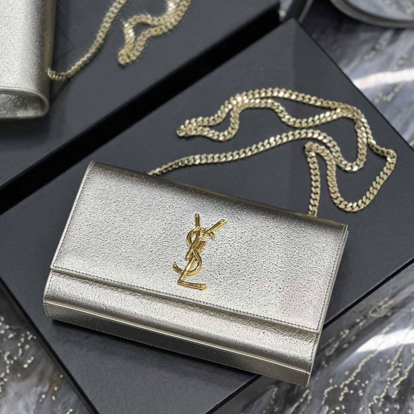 Saint Laurent Kate Medium In Grain De Poudre Embossed Leather  (24x14.5x5cm)  - PerfectKickZ