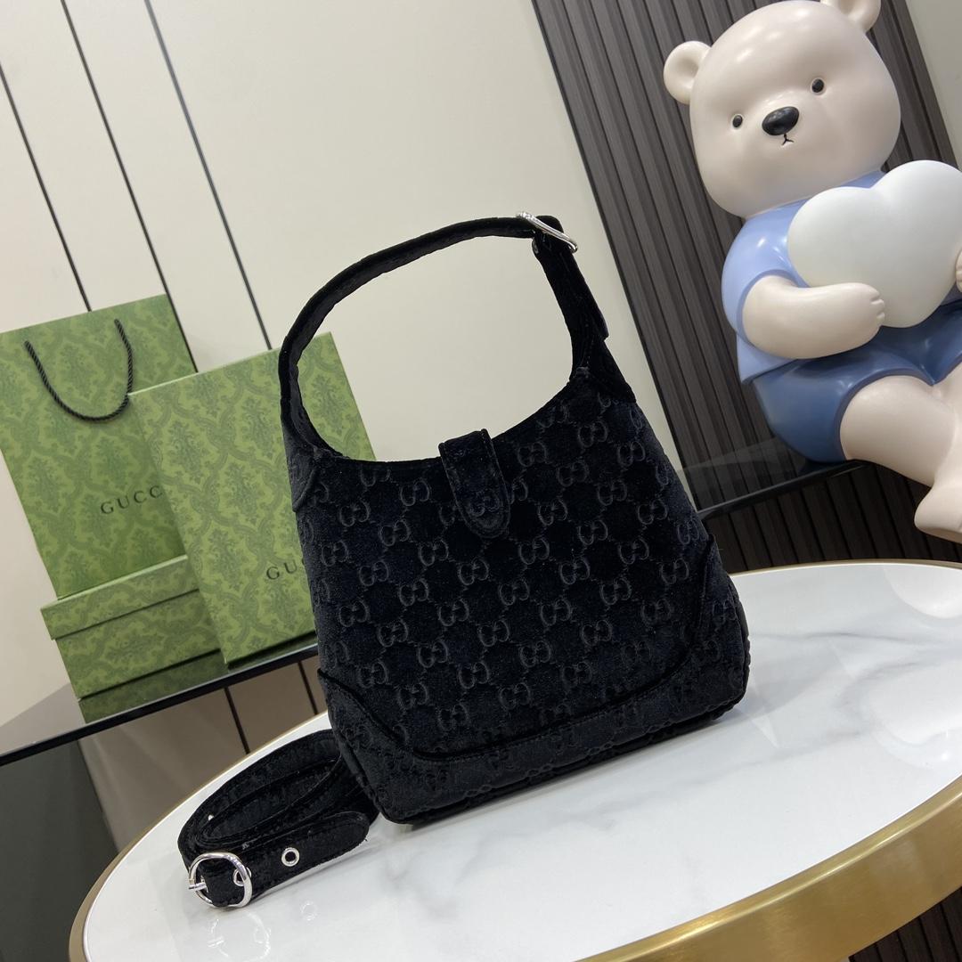 Gucci Jackie 1961 Small Shoulder Bag - 