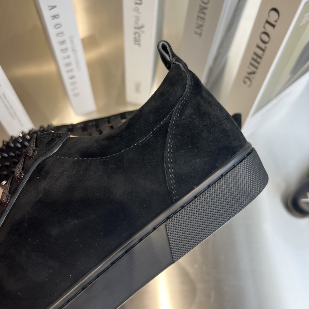 Christian Louboutin Louis Junior Spikes - PerfectKickZ