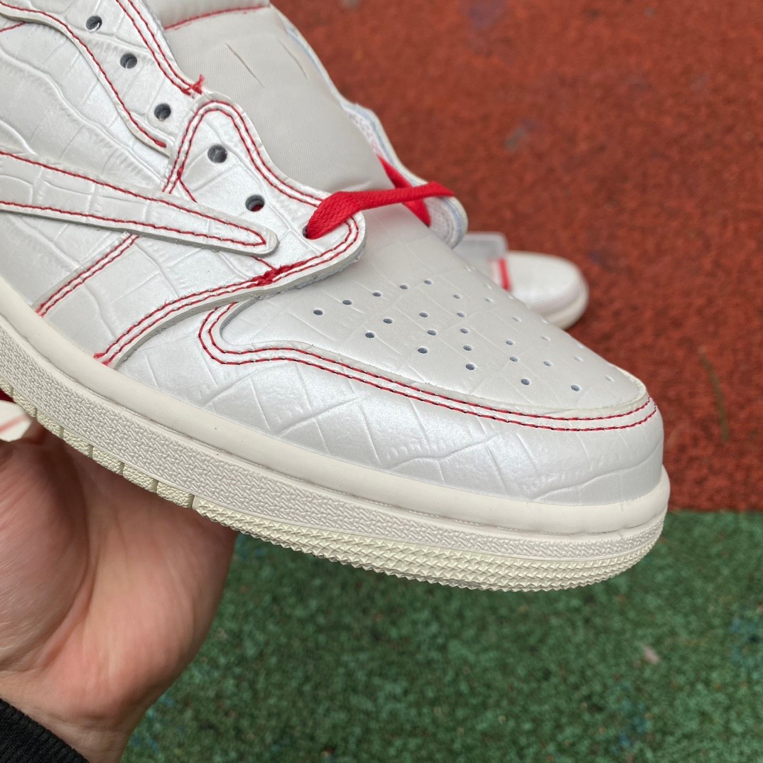 Tracis Scott x Air Jordan 1 Low Golf TS Sneaker      DM7866-601 - PerfectKickZ