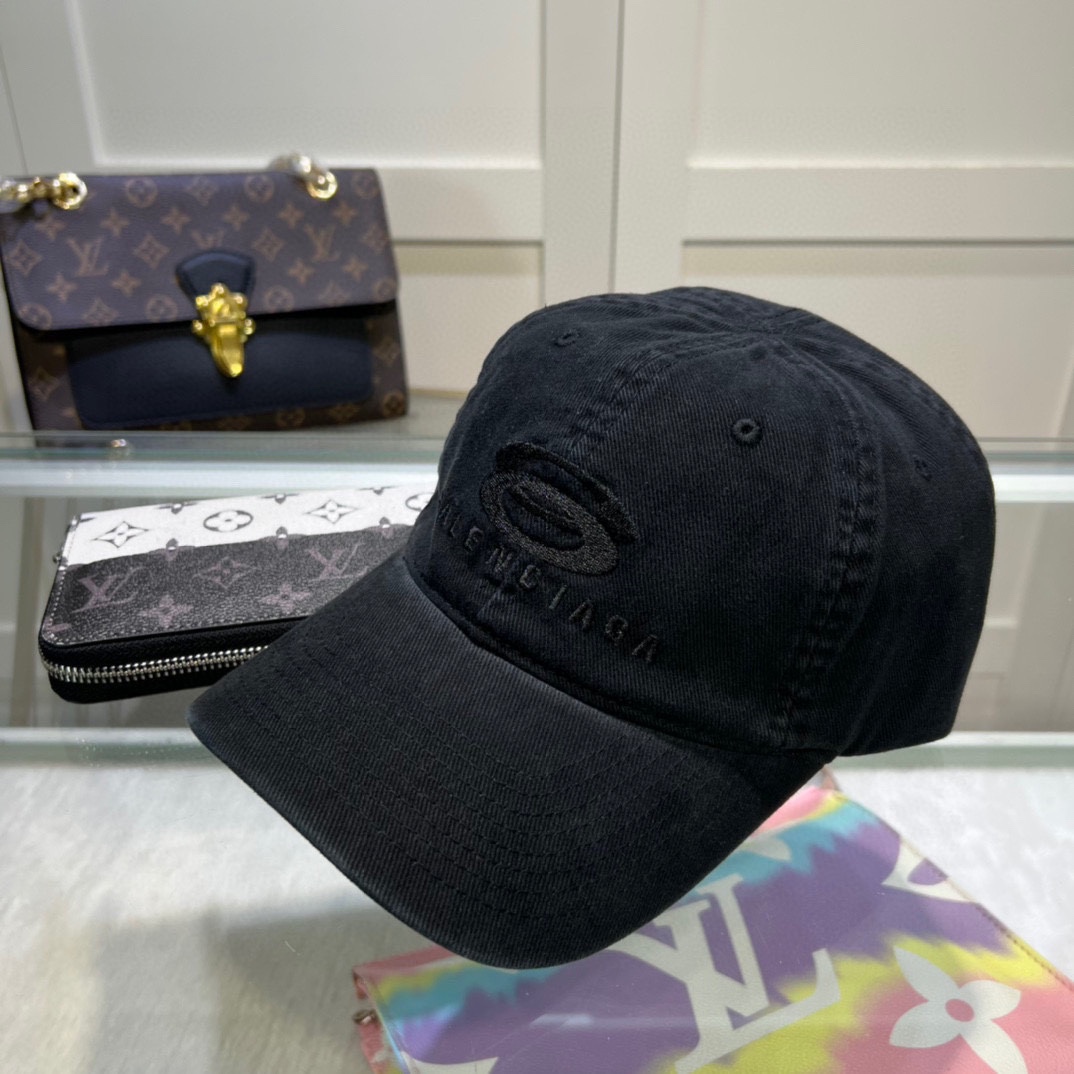 Balenciaga Unity Sports Icon Embossed Cap - PerfectKickZ