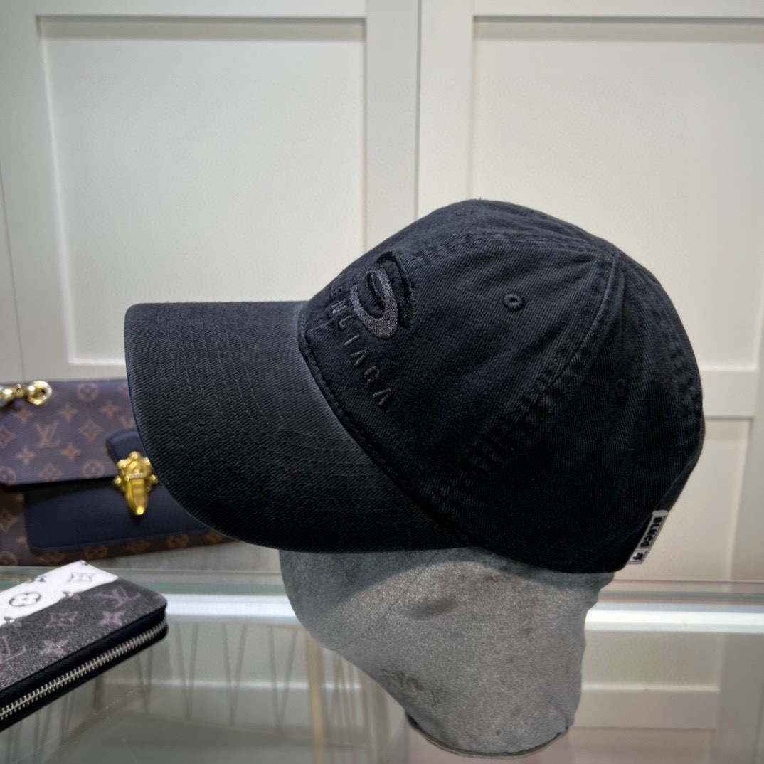 Balenciaga Unity Sports Icon Embossed Cap - PerfectKickZ
