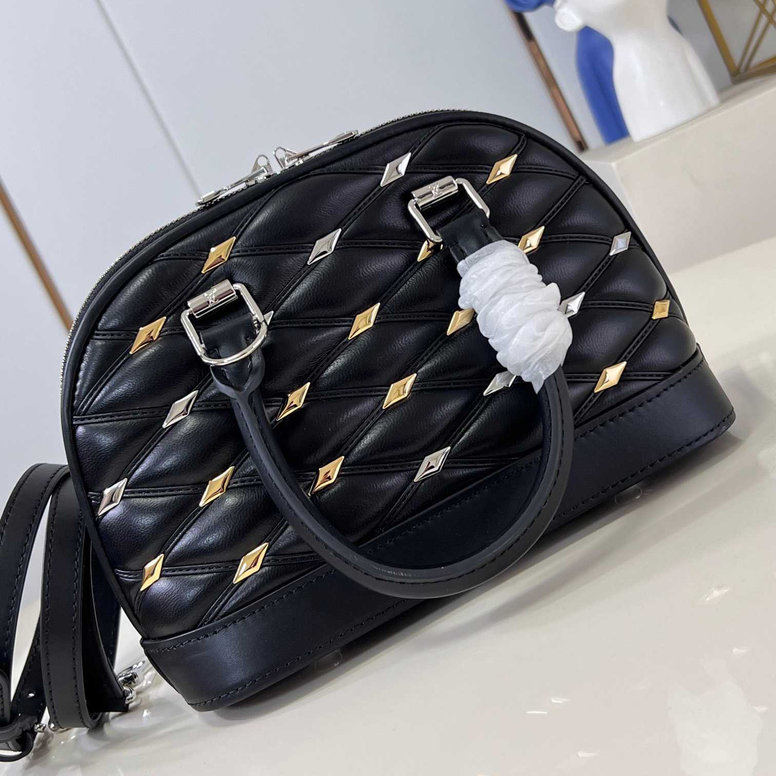 Louis Vuitton Nano Alma    M83019 - PerfectKickZ