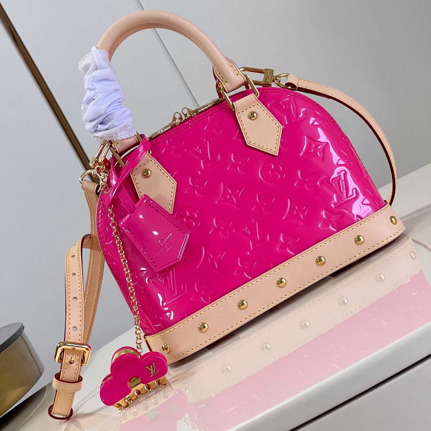 Louis Vuitton Alma BB   M90611 - PerfectKickZ