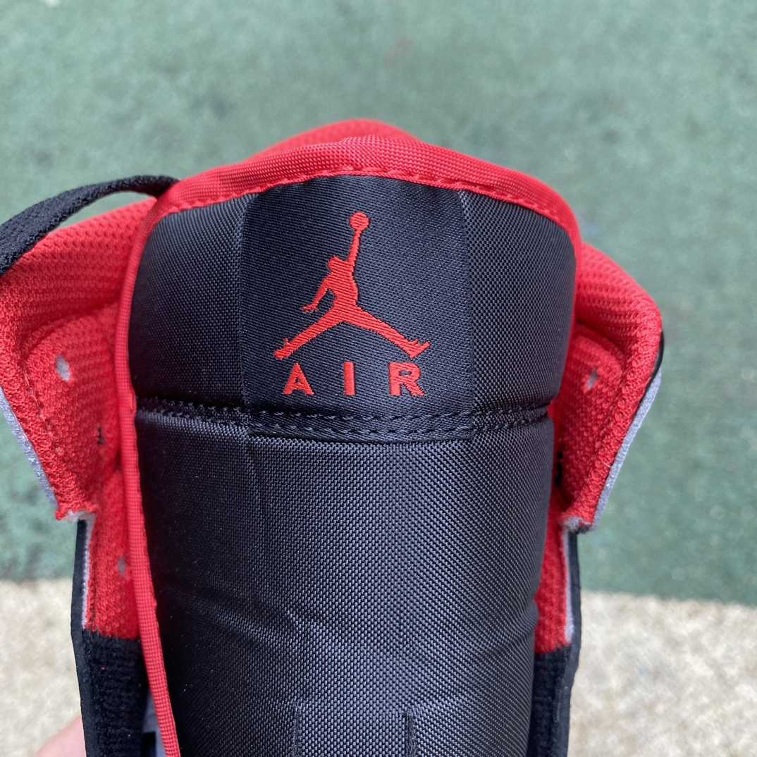 Air Jordan 1 Mid  Sneaker     DQ8426-006  - PerfectKickZ