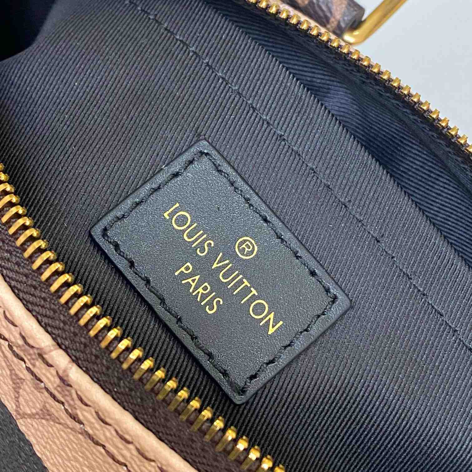 Louis Vuitton Keepall Bandoulière 25  M46701 - PerfectKickZ