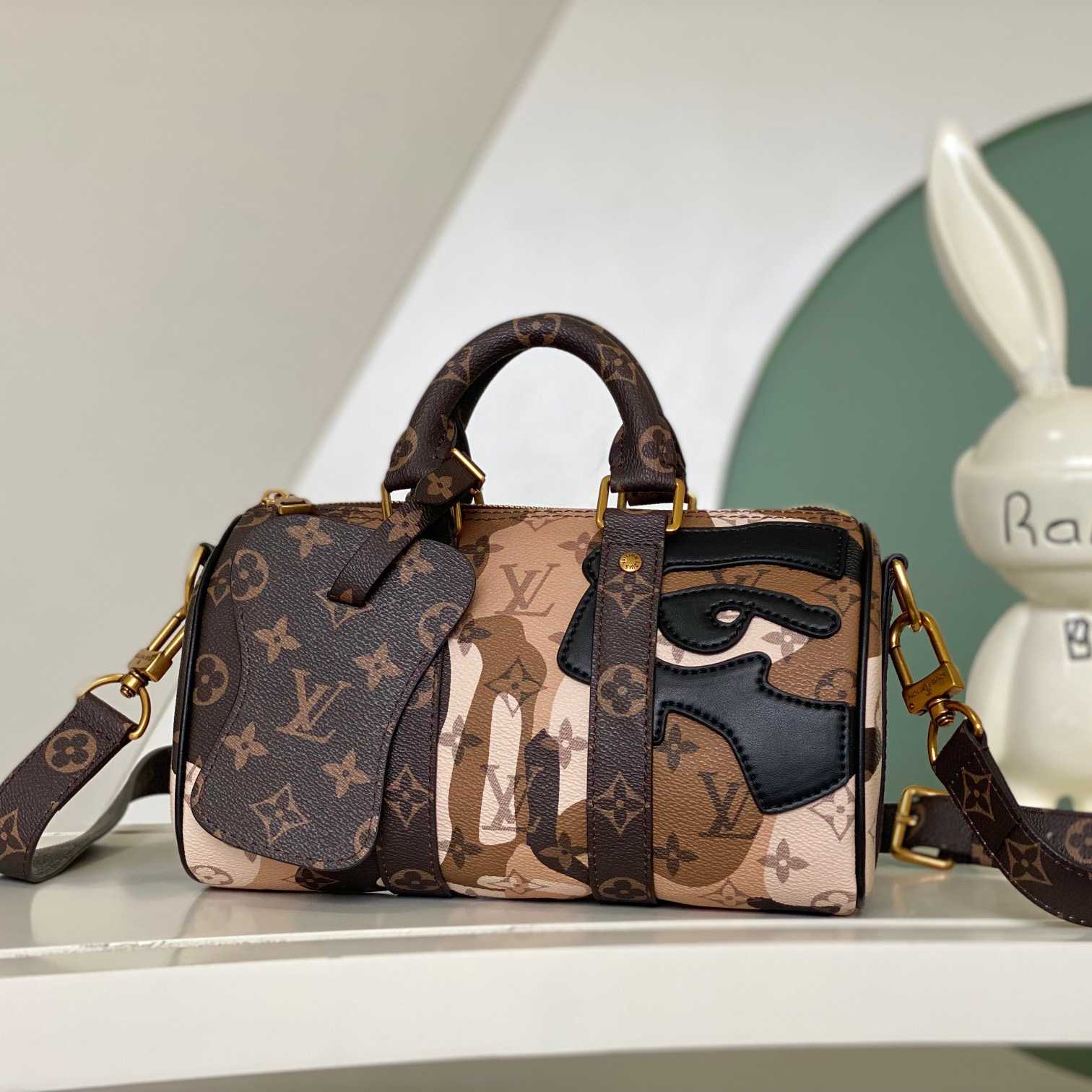 Louis Vuitton Keepall Bandoulière 25  M46701 - PerfectKickZ