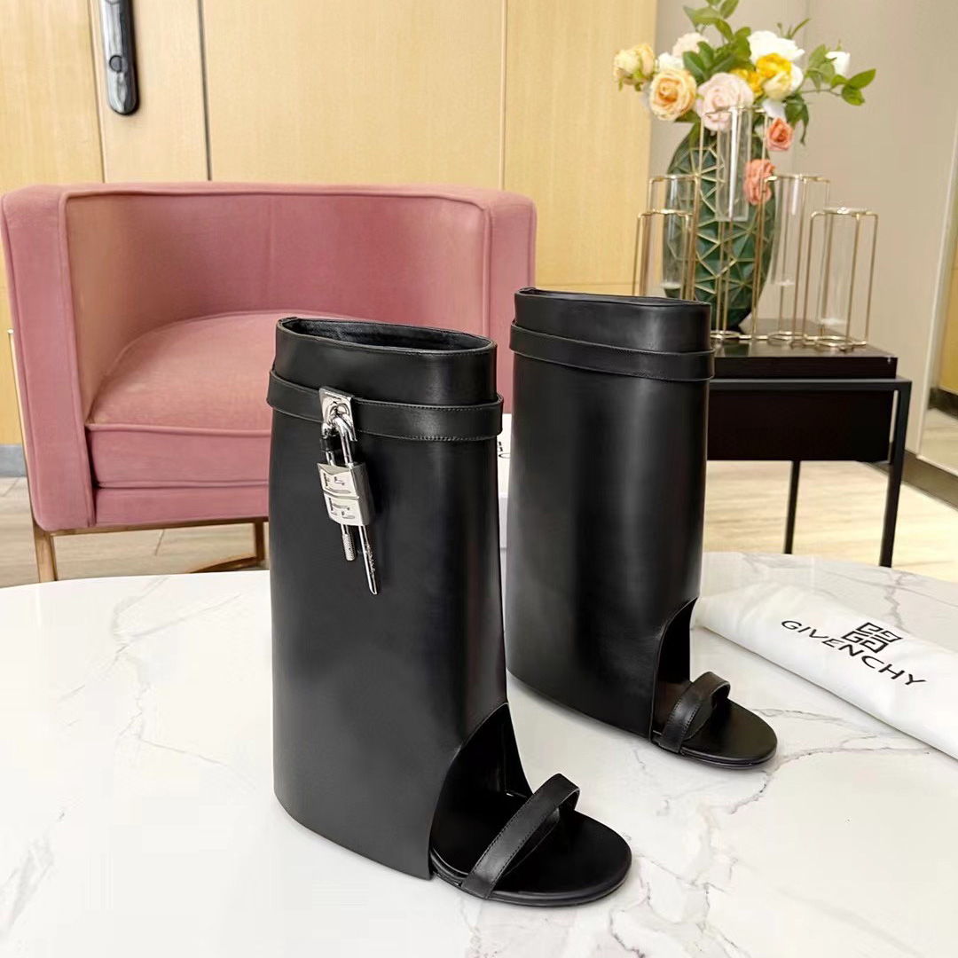 Givenchy Shark Lock Sandals In Leather - PerfectKickZ