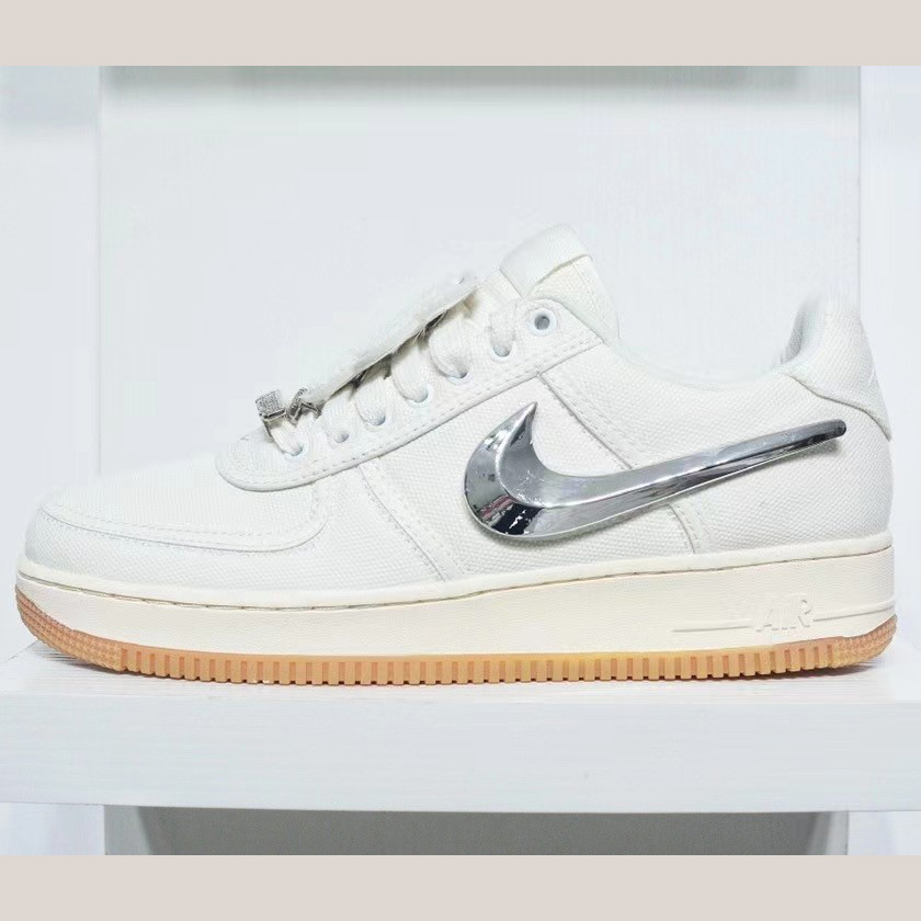 Travis Scott x NK Air Force 1 Sneaker    AQ4211-101  - 