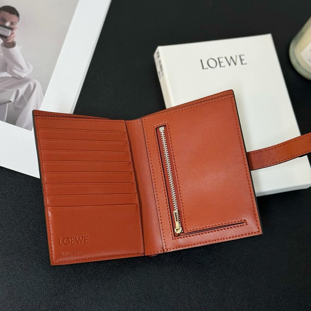Loewe Medium Vertical Grained-Leather Wallet(14×11cm) - PerfectKickZ