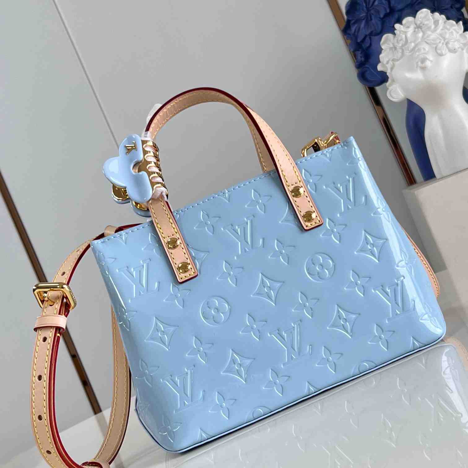 Louis Vuitton Reade PM    M24144 - PerfectKickZ