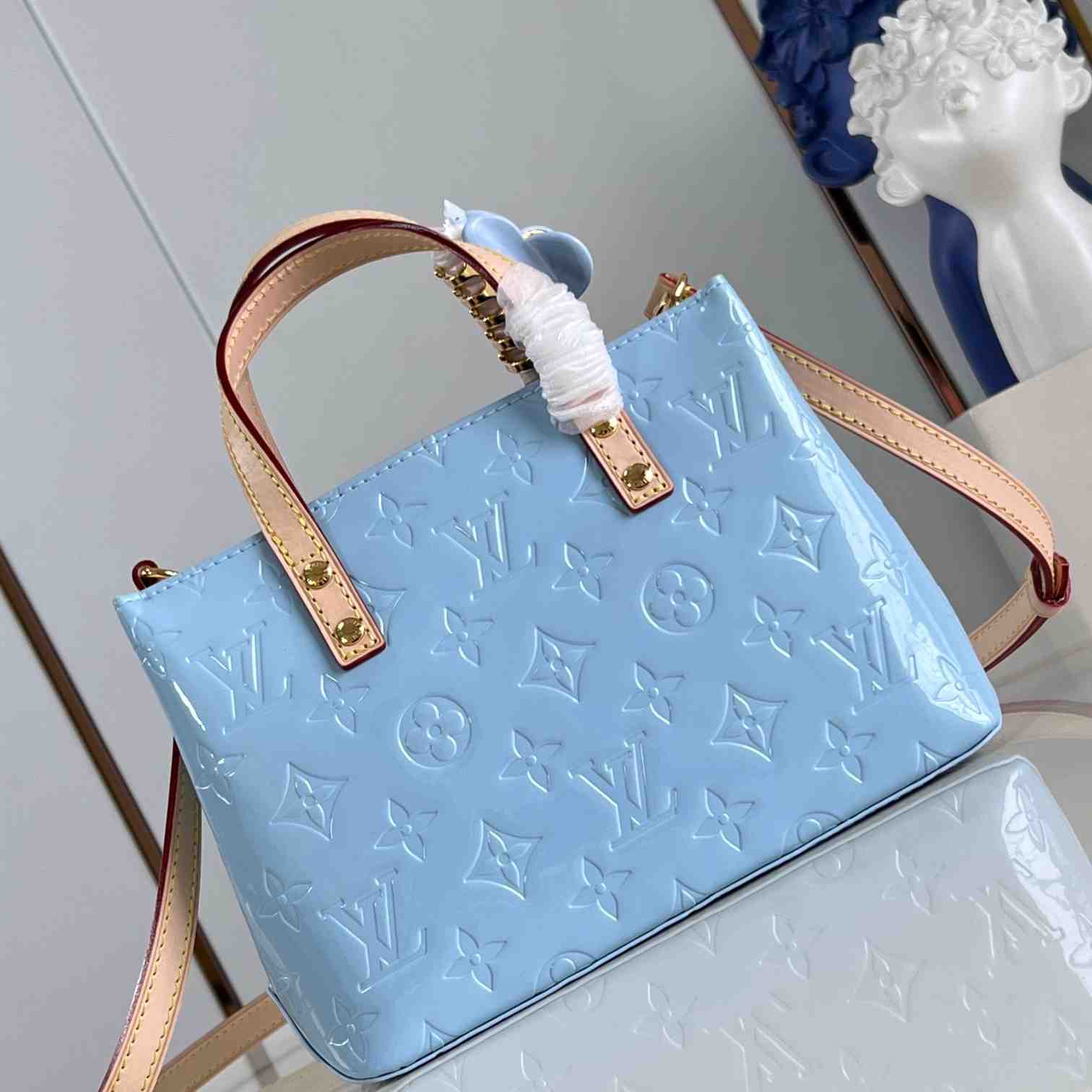 Louis Vuitton Reade PM    M24144 - PerfectKickZ