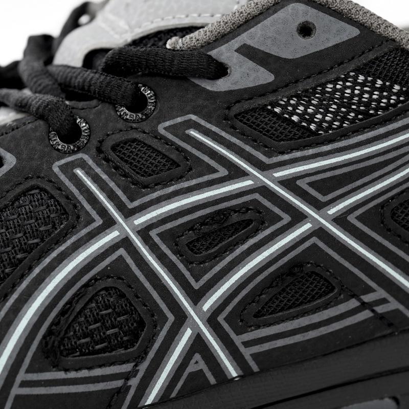Asics Gel-venture Dark Moon Sneakers     1011B550-001 - PerfectKickZ