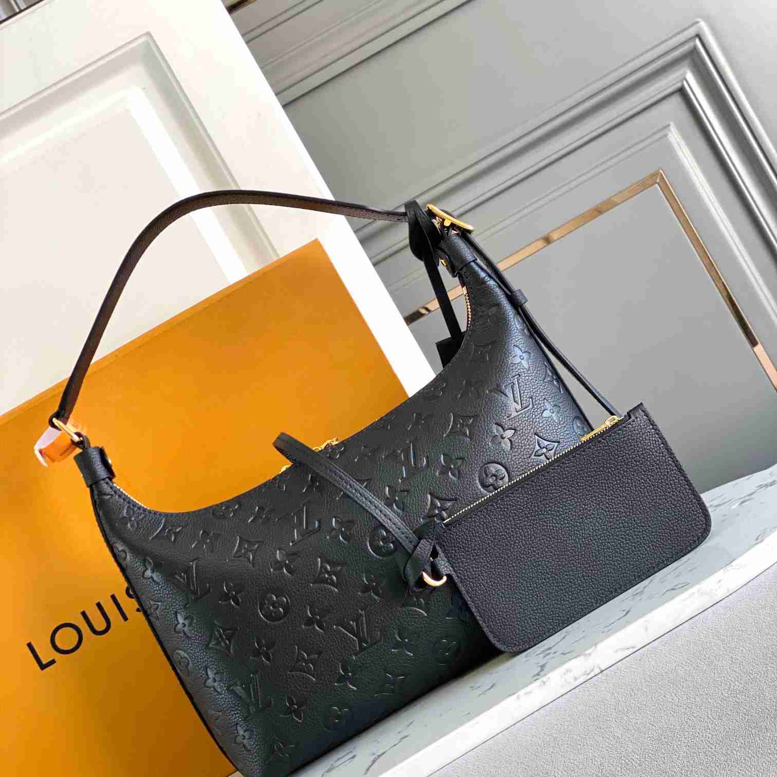 Louis Vuitton Sac Sport   M46610 - PerfectKickZ