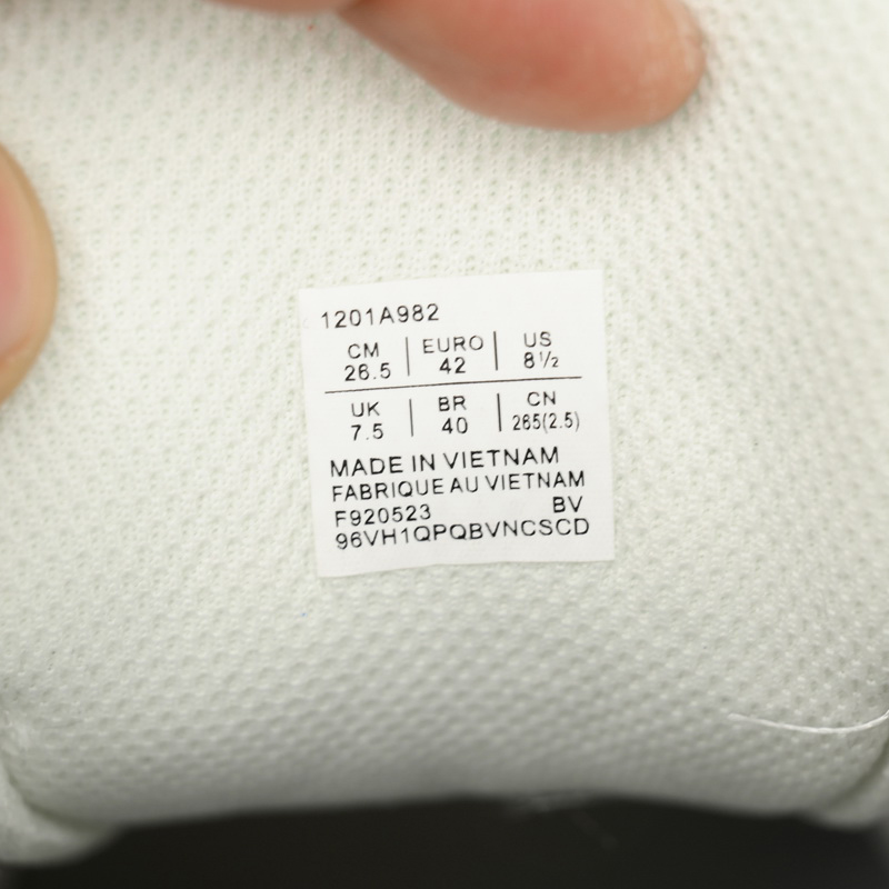 Gallerv Department x Asics Gel-1130 Beige Sneakers           1201A982 - PerfectKickZ
