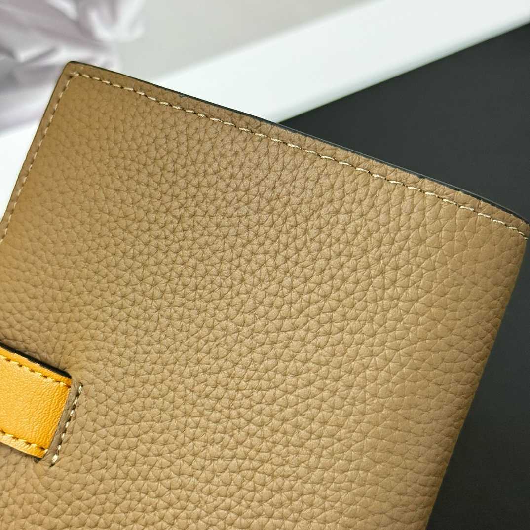 Loewe Medium Vertical Grained-Leather Wallet(14×11cm) - PerfectKickZ