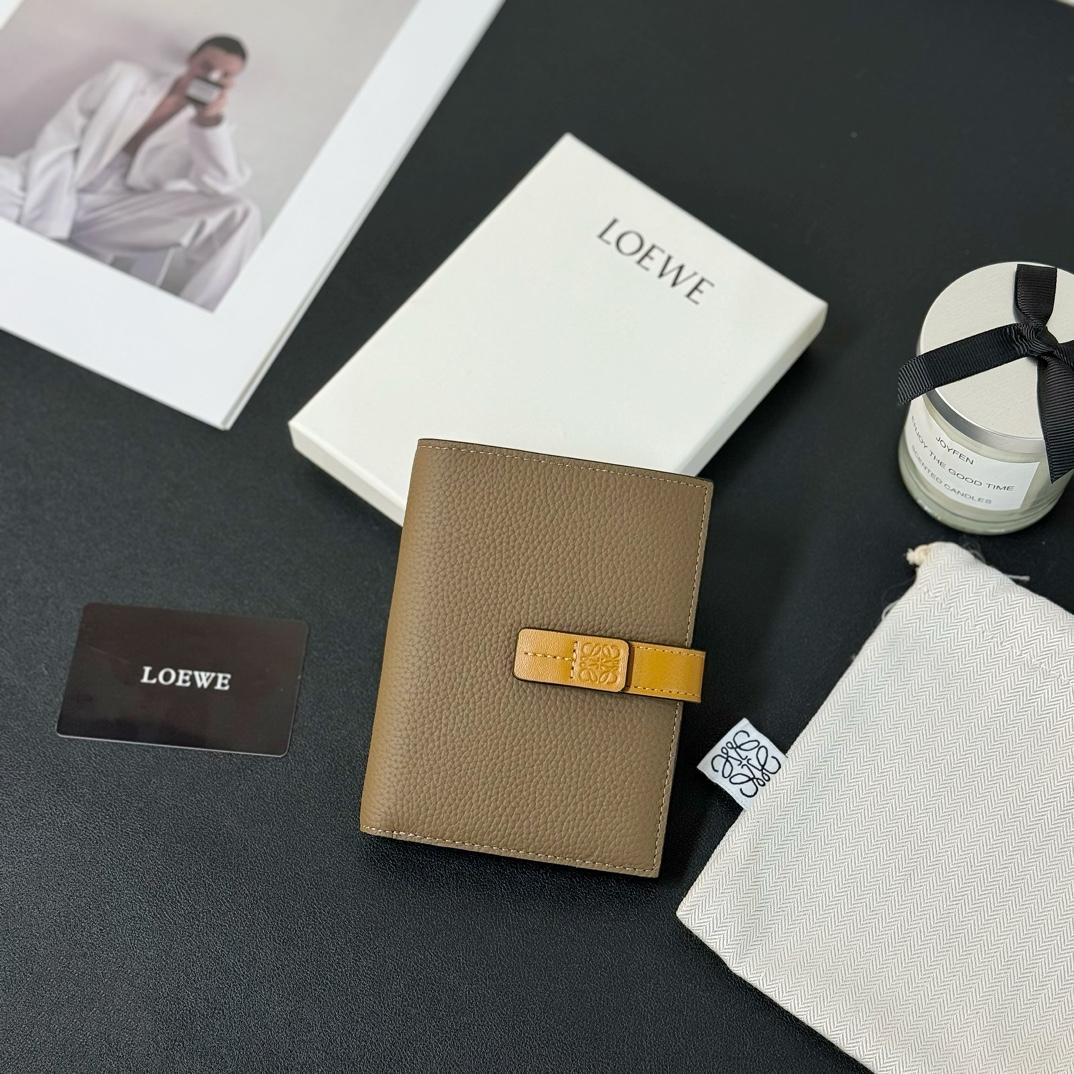 Loewe Medium Vertical Grained-Leather Wallet(14×11cm) - PerfectKickZ