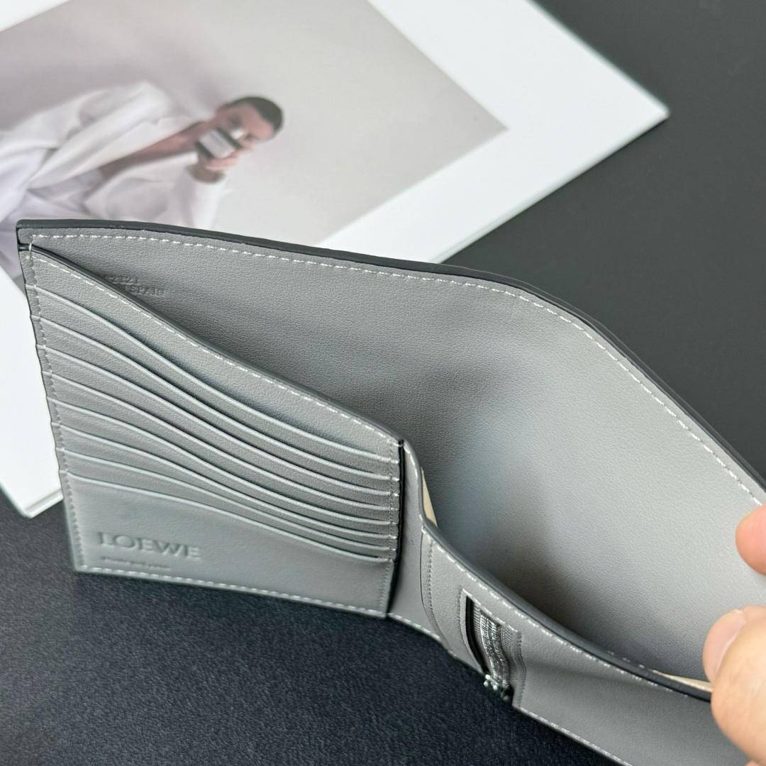 Loewe Medium Vertical Grained-Leather Wallet(14×11cm) - PerfectKickZ