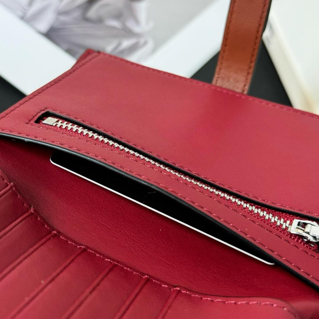 Loewe Medium Vertical Grained-Leather Wallet(14×11cm) - PerfectKickZ