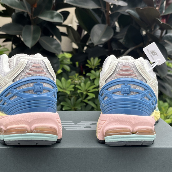 New Balance 1906R Sneakers    M1906NC  - PerfectKickZ