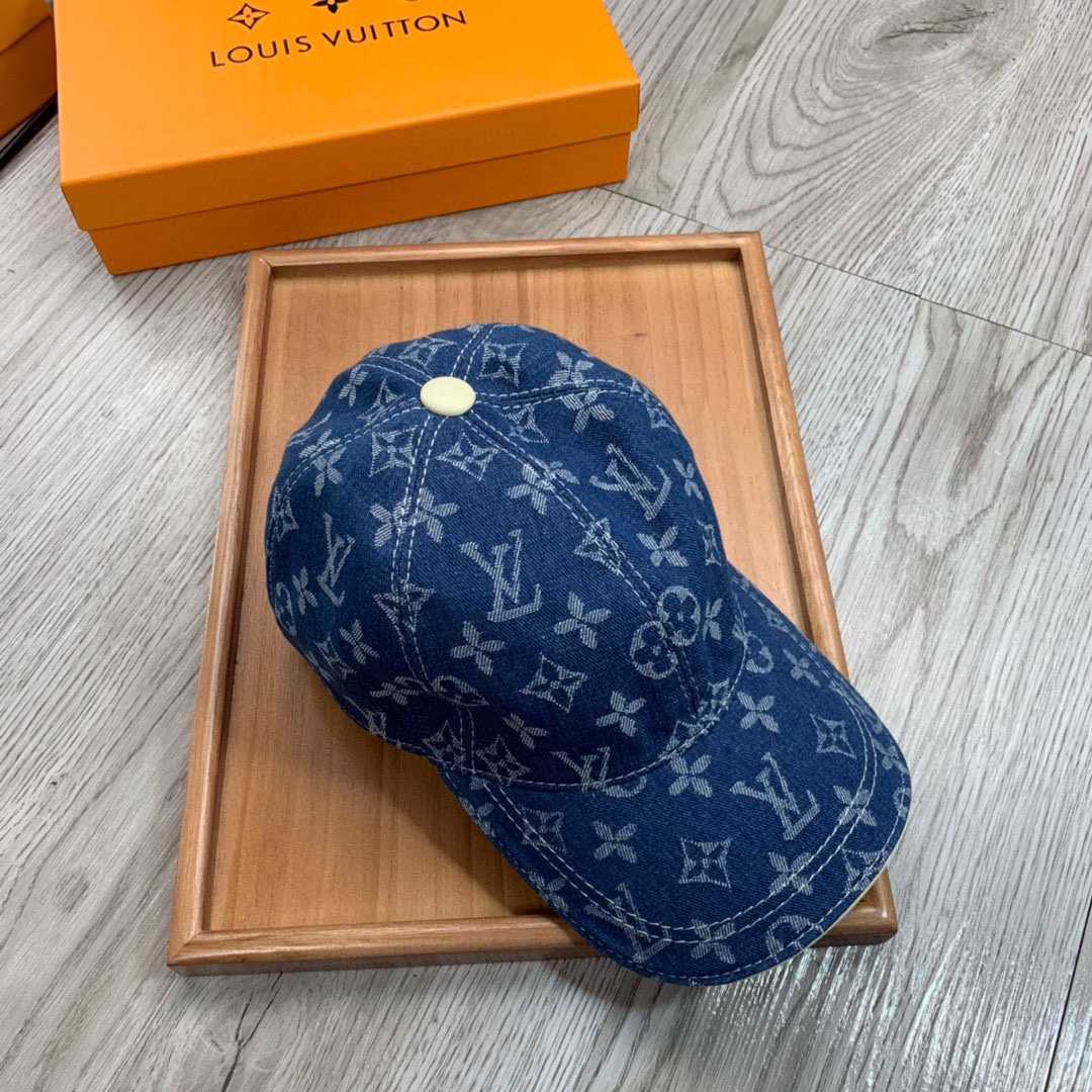Louis Vuitton Monogram Cap - PerfectKickZ