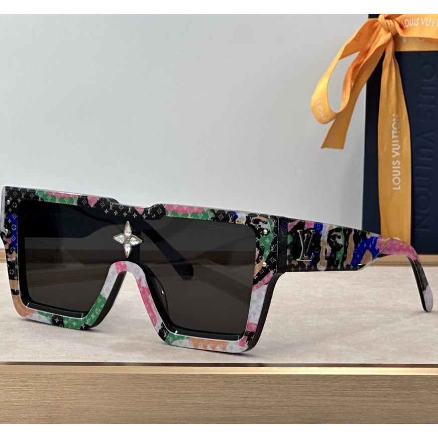 Louis Vuitton Cyclone Mask Sunglasses   Z2031E - PerfectKickZ