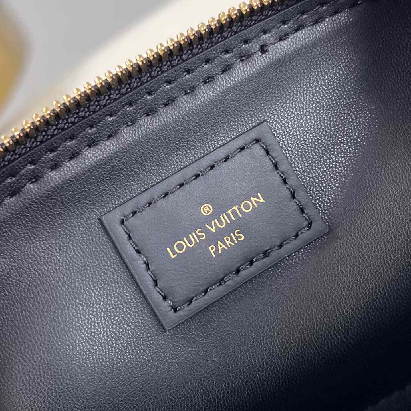 Louis Vuitton Nano Alma    M83048 - PerfectKickZ