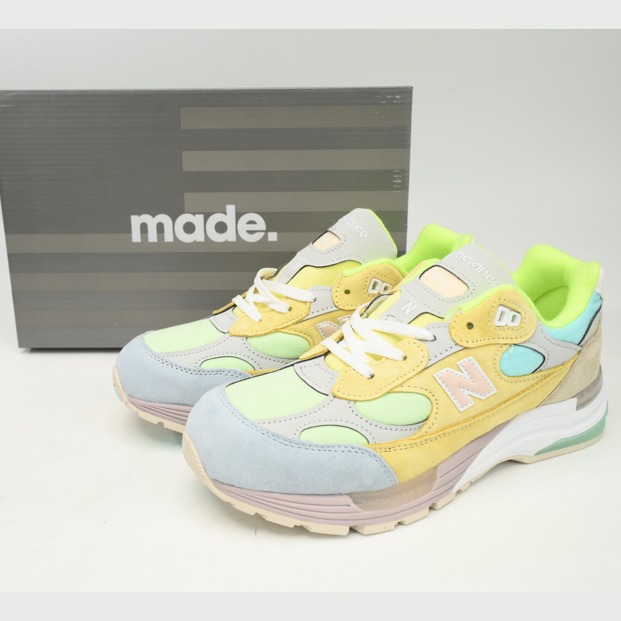 New Balance 992 Yellow Green Powder Sneakers      M992AB - PerfectKickZ