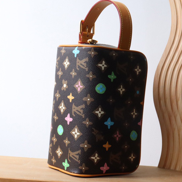 Louis Vuitton Locker Dopp Kit    M47069 - PerfectKickZ