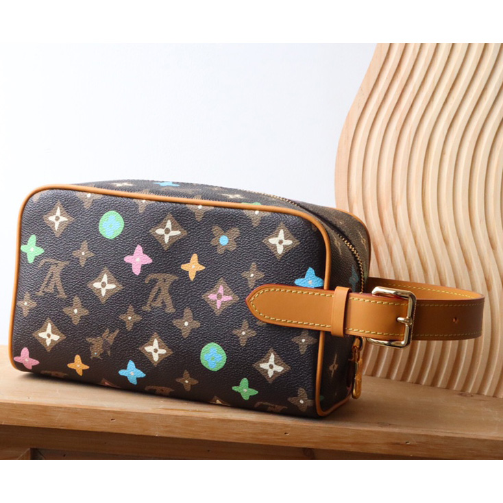 Louis Vuitton Locker Dopp Kit    M47069 - PerfectKickZ