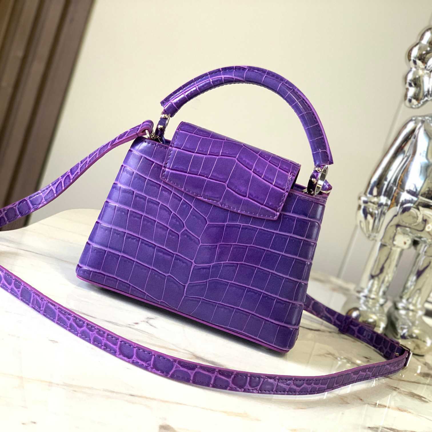 Louis Vuitton Capucines MM   N94910 - 