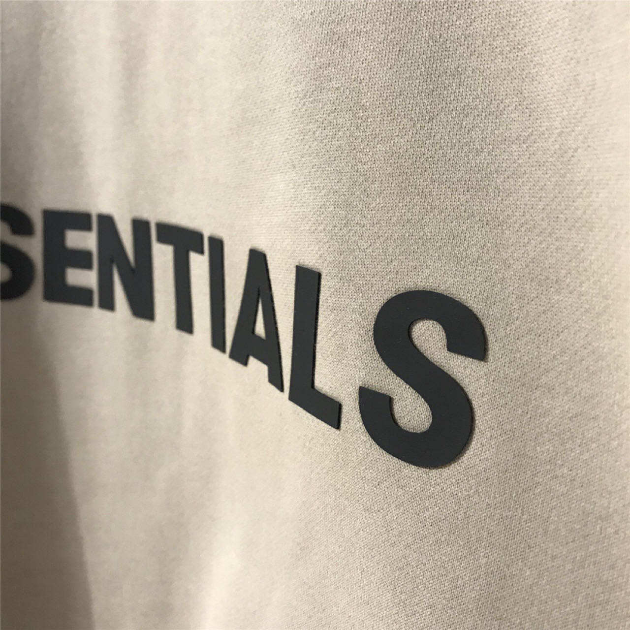 Fear Of God Essentials Crewneck Applique Logo - PerfectKickZ