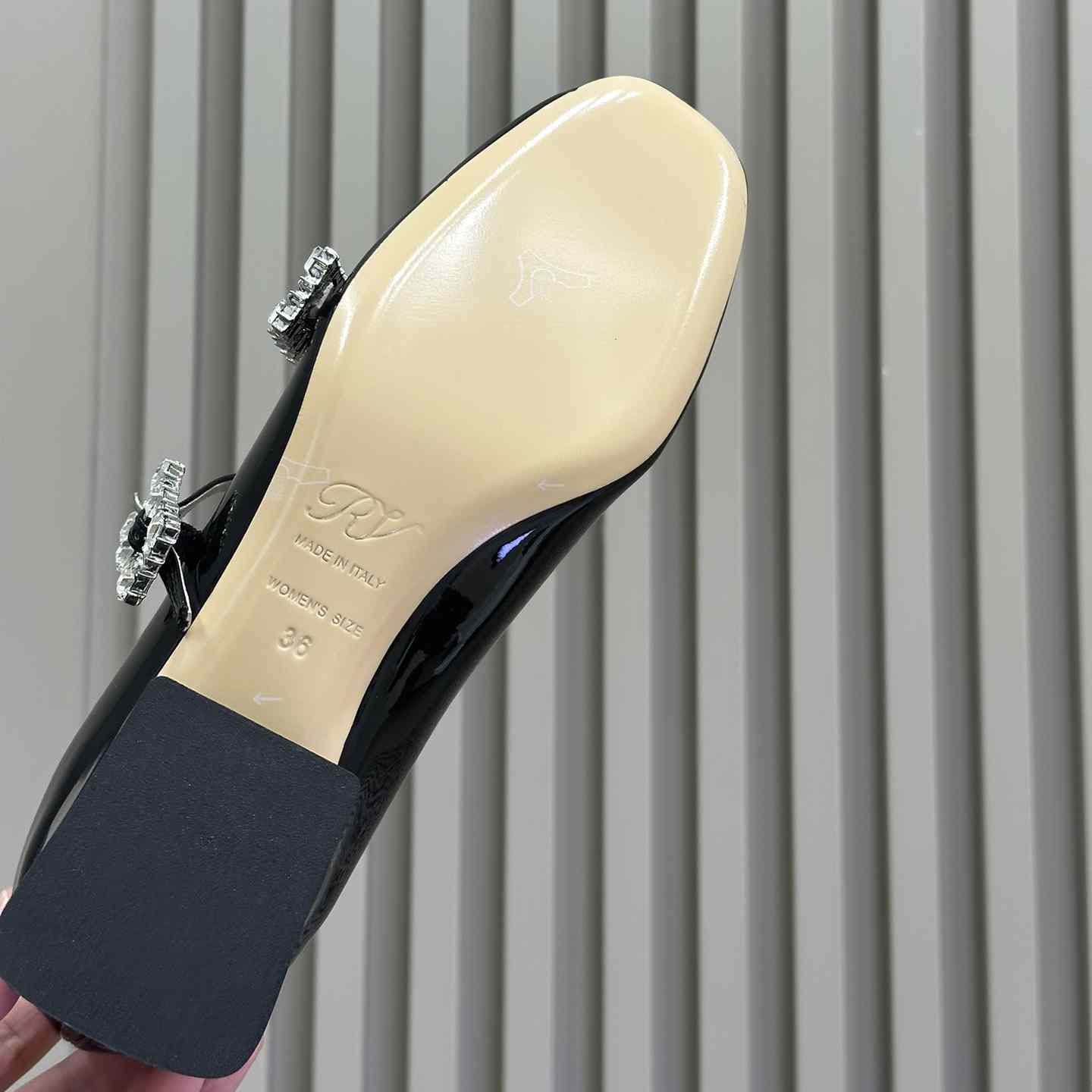 Roger Vivier Trés Vivier Strass Buckle Mini Babies Ballerinas in Patent Leather - PerfectKickZ