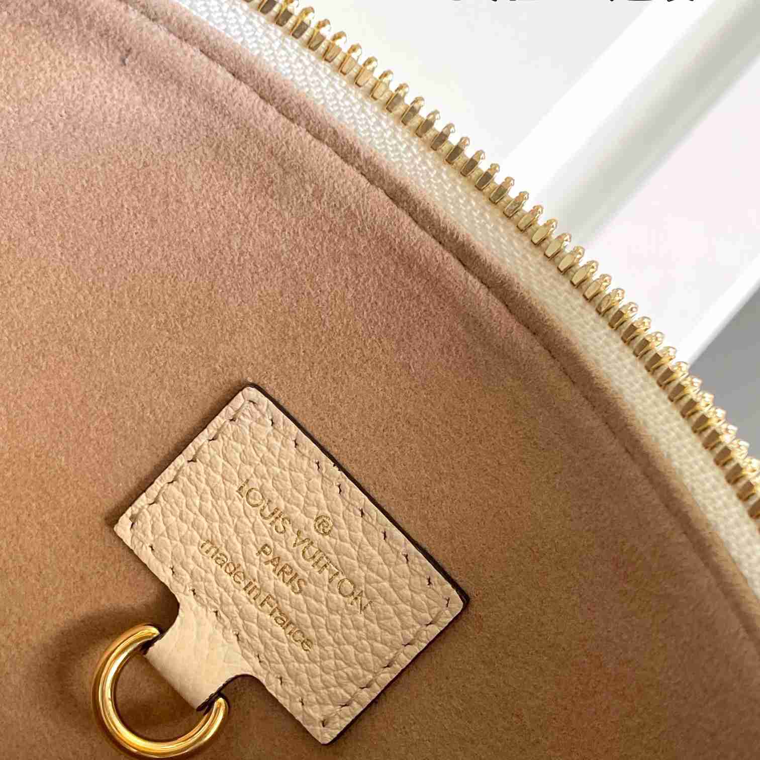 Louis Vuitton Sac Sport   M46609 - PerfectKickZ
