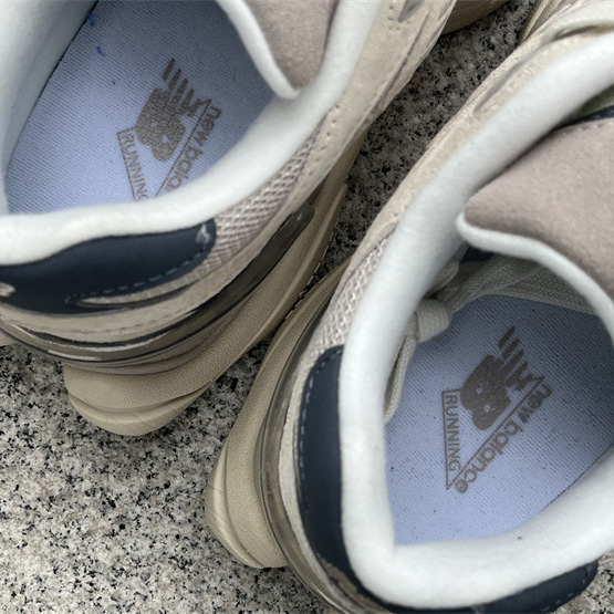 New Balance NB 9060 Sneakers    U9060EEB - PerfectKickZ
