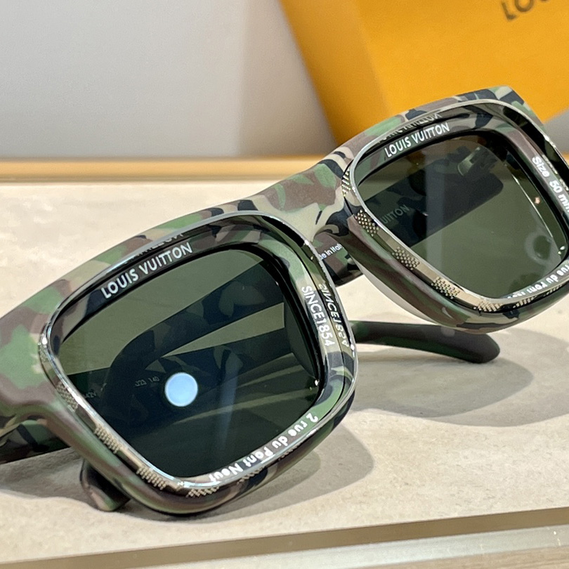 Louis Vuitton LV Super Vision Square Sunglasses    Z2443U - PerfectKickZ