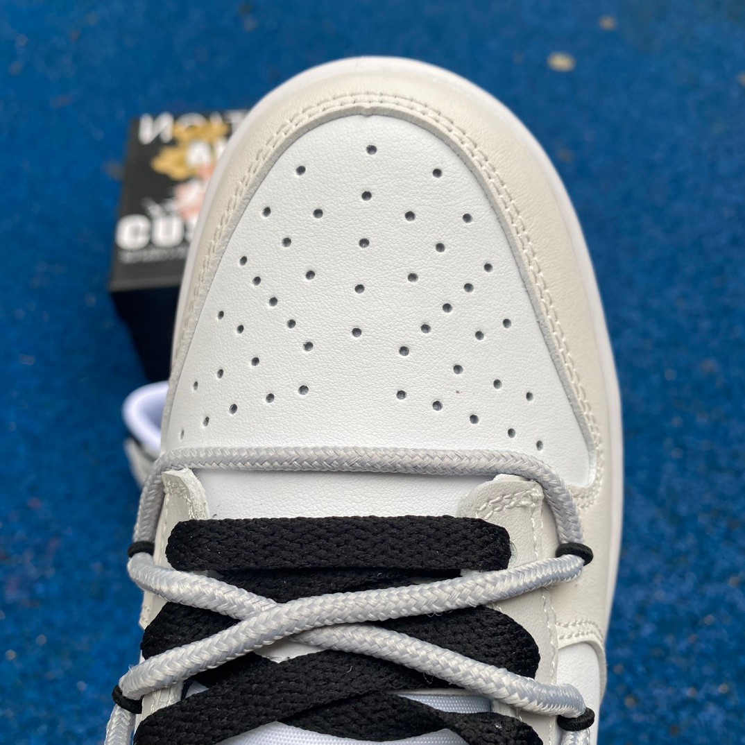 Nike Dunk Low Sneakers       DV0831-101 - PerfectKickZ