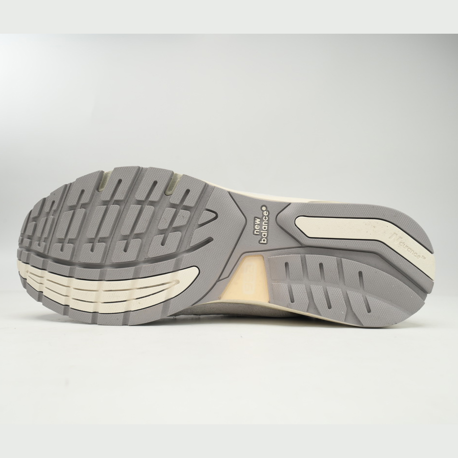 New Balance 992 Levi's Sneakers      M992LV  - PerfectKickZ