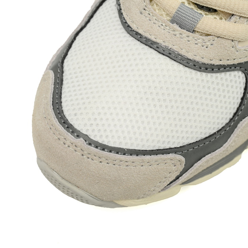 AsicsGEL-NYC Rice White Gray Sneakers           1201A789  - PerfectKickZ