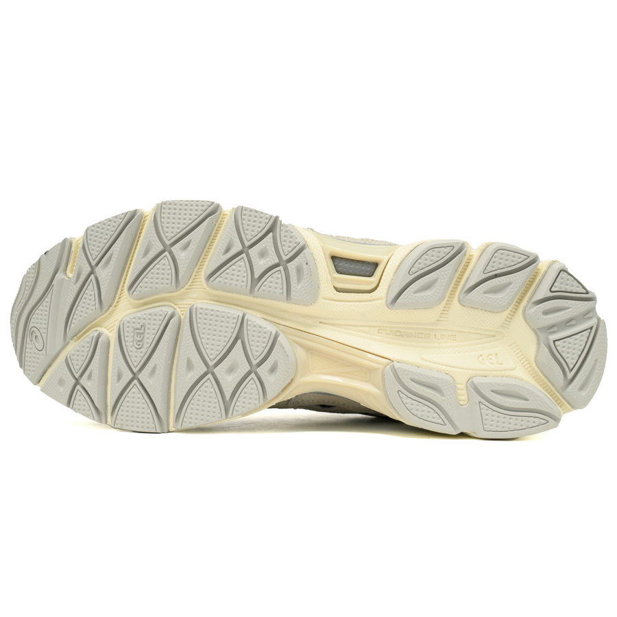 AsicsGEL-NYC Rice White Gray Sneakers           1201A789  - PerfectKickZ
