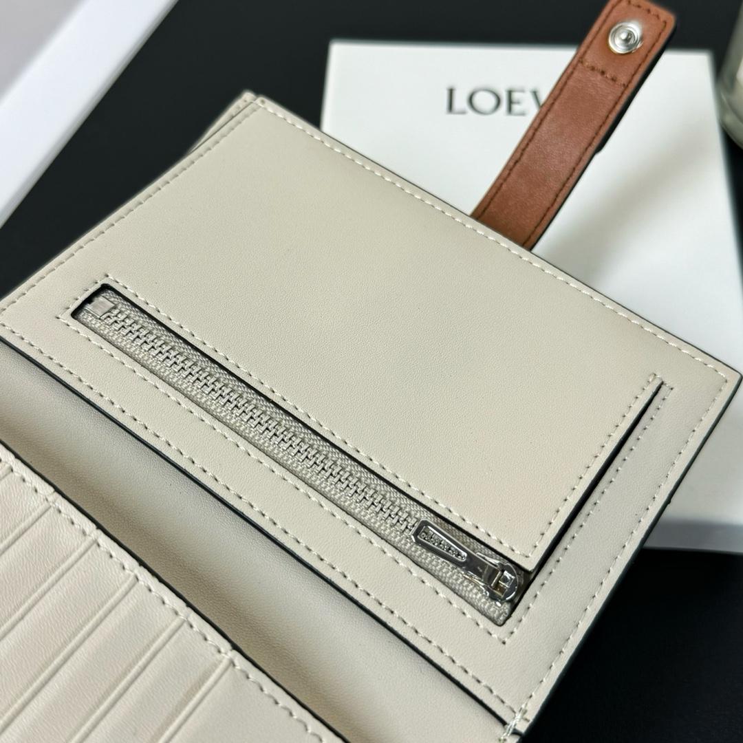 Loewe Medium Vertical Grained-Leather Wallet(14×11cm) - PerfectKickZ