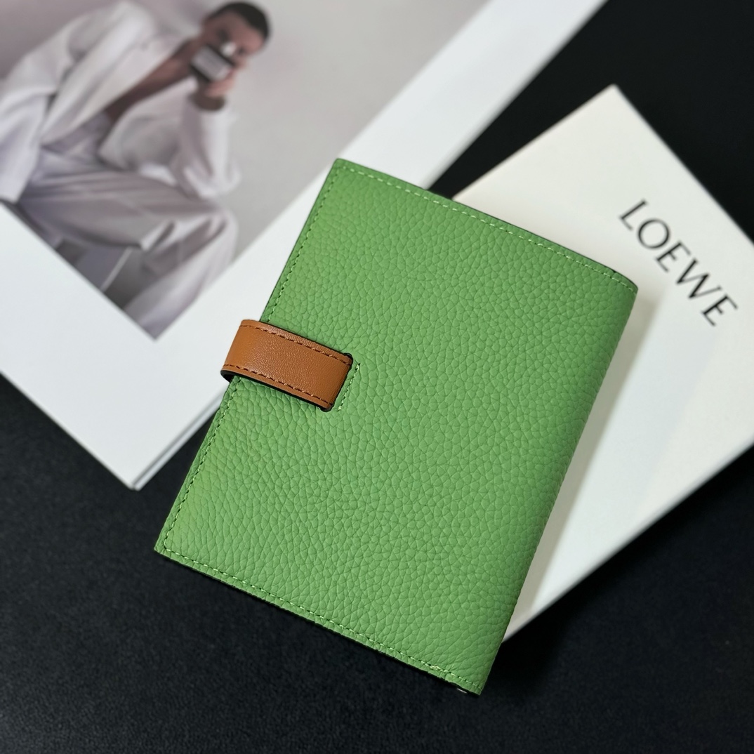 Loewe Medium Vertical Grained-Leather Wallet(14×11cm) - PerfectKickZ